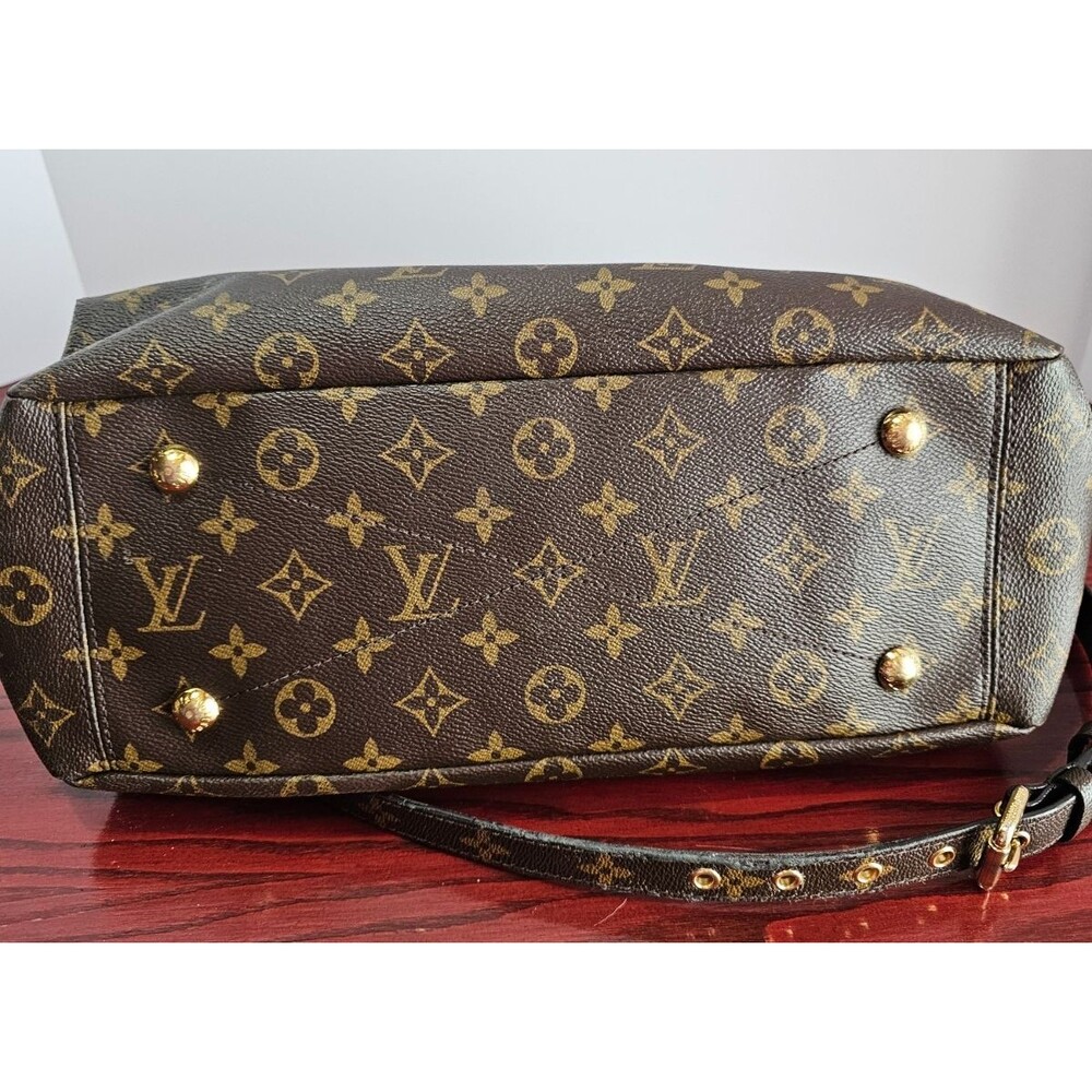 Louis Vuitton Pallas MM Monogram Red Interior Shoulder Bag Authentic - Picture 9 of 16